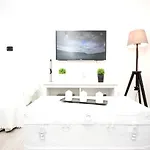 Modern In - 70 M² - Parking Included Trogir