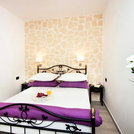 Apartment Modern In - 70 M² - Parking Included Trogir