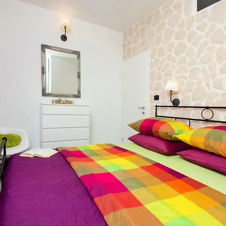 Apartament Modern In - 70 M² - Parking Included Trogir