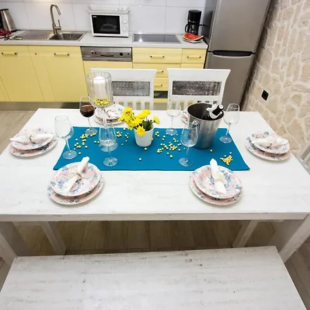 Modern In - 70 M² - Parking Included * Trogir