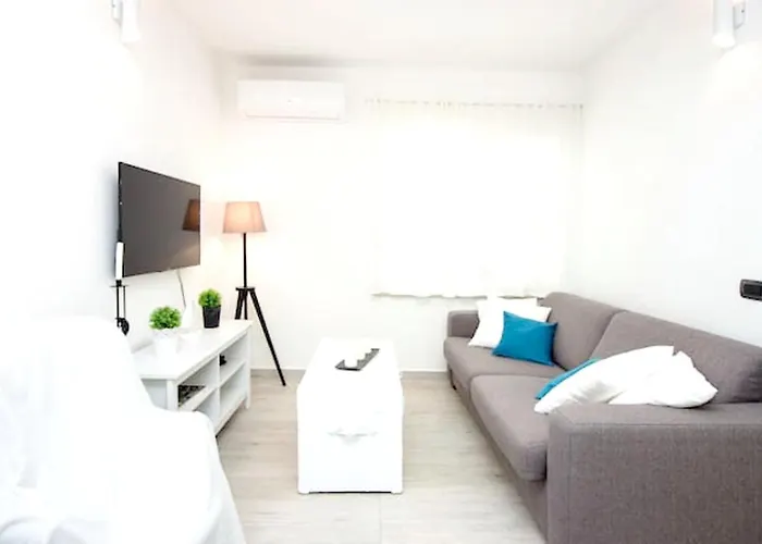 Apartment Modern In - 70 M² - Parking Included
