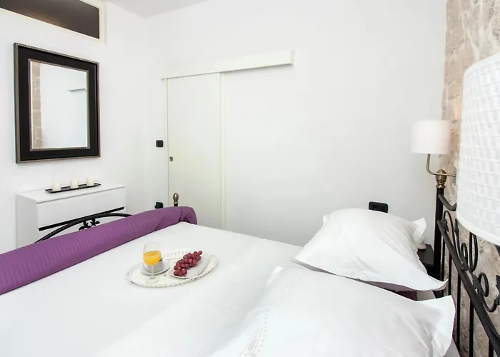 Apartment Modern In - 70 M² - Parking Included *