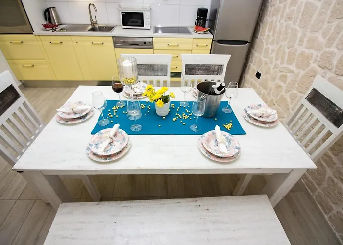 Modern In - 70 M² - Parking Included * Trogir