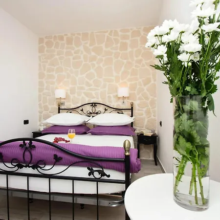 Apartment Modern In - 70 M² - Parking Included Trogir