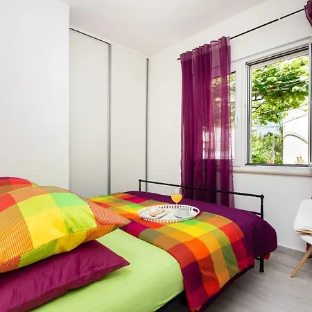 Modern In - 70 M² - Parking Included Appartement