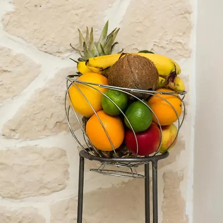 Modern In - 70 M² - Parking Included Apartament