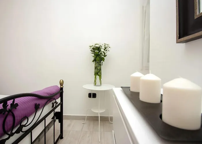 Modern In - 70 M² - Parking Included