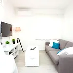 Апартаменты Modern In - 70 M² - Parking Included