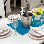 Modern In - 70 M² - Parking Included Апартаменты *