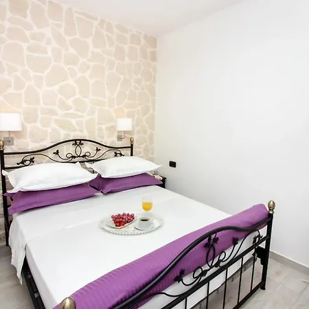 Modern In - 70 M² - Parking Included Apartmán Trogir