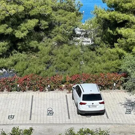 Apartmán Modern In - 70 M² - Parking Included