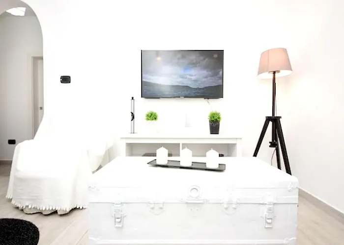 Modern In - 70 M² - Parking Included Trogir